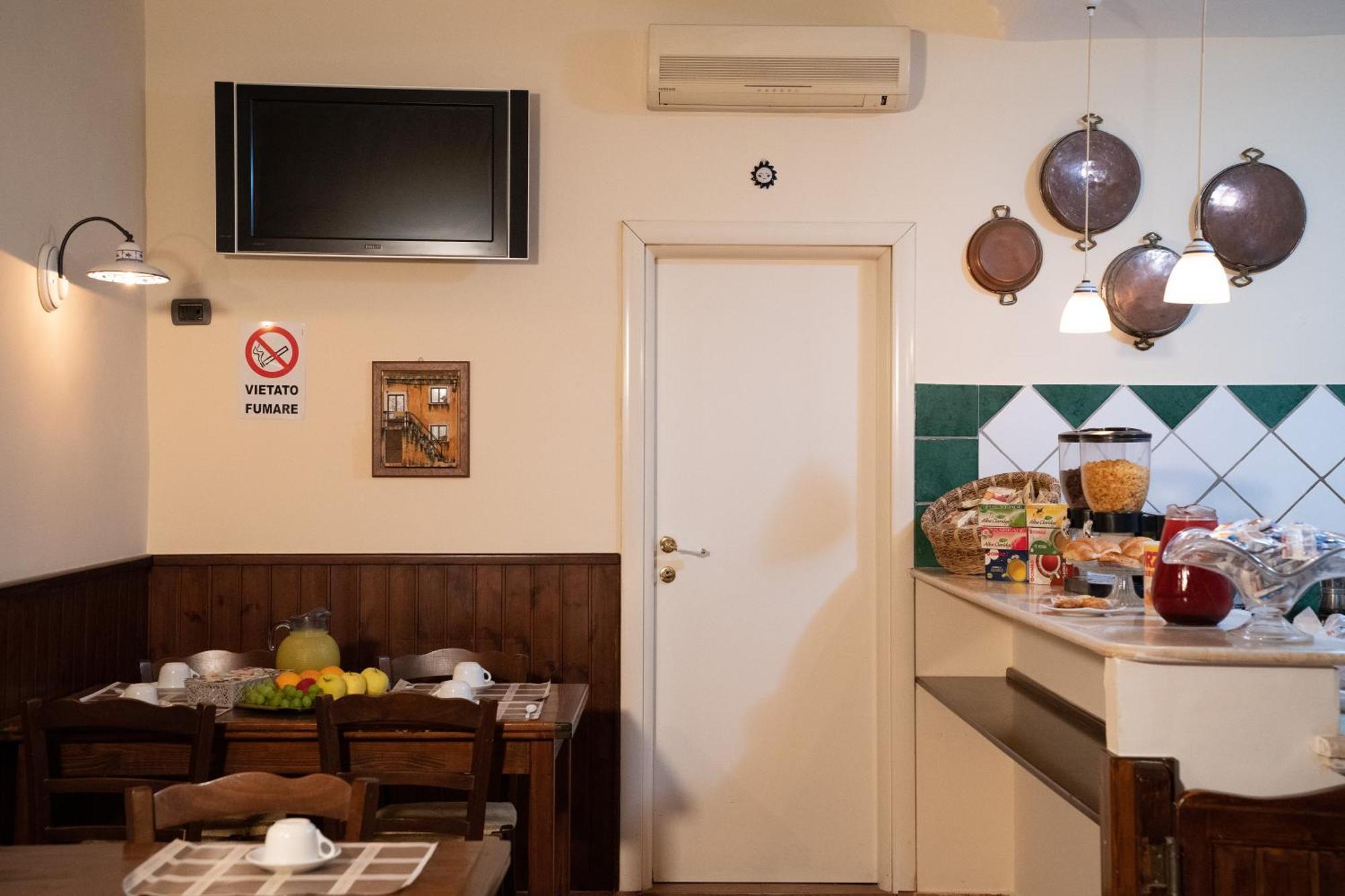 B&B Conte Cavour Napoli Dış mekan fotoğraf
