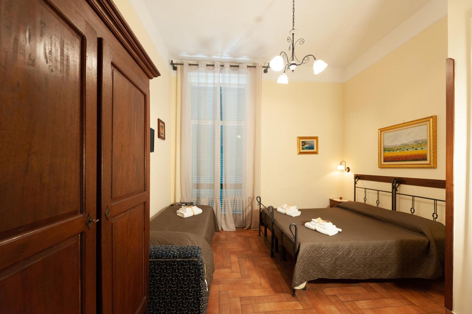 B&B Conte Cavour Napoli Dış mekan fotoğraf
