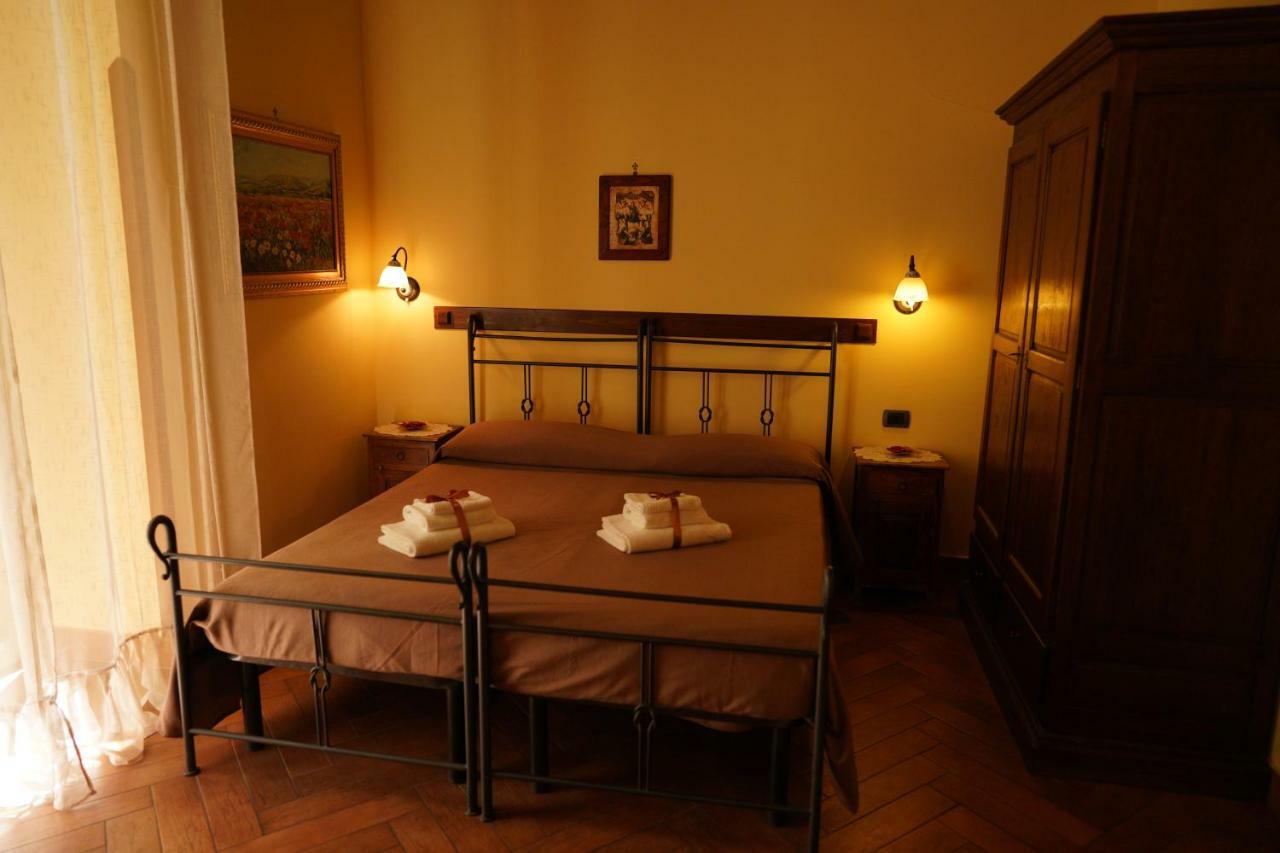 B&B Conte Cavour Napoli Dış mekan fotoğraf
