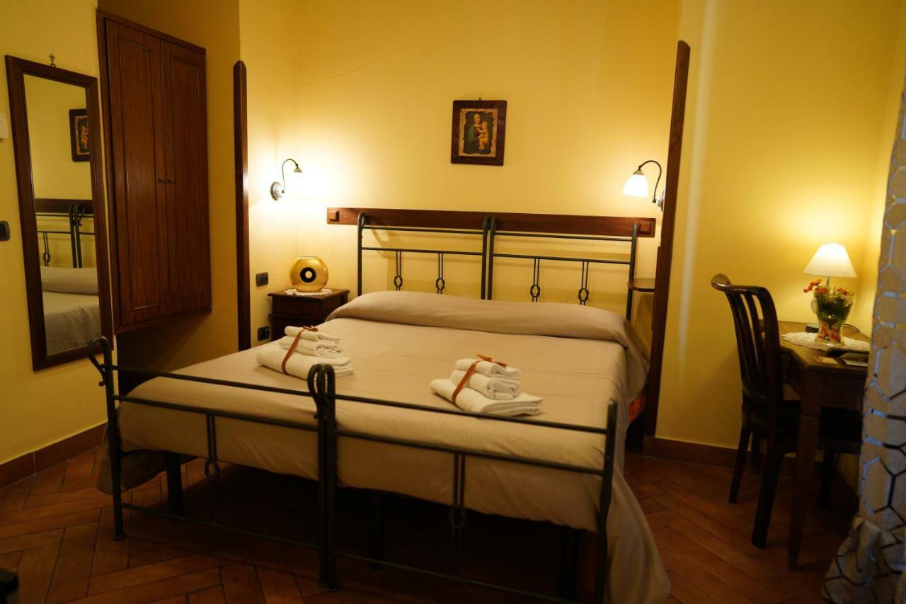 B&B Conte Cavour Napoli Dış mekan fotoğraf