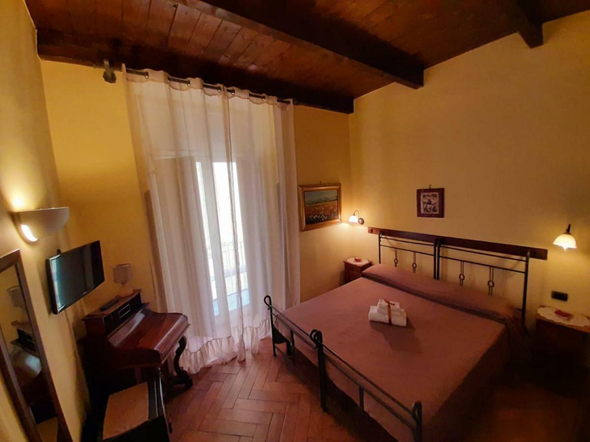B&B Conte Cavour Napoli Dış mekan fotoğraf