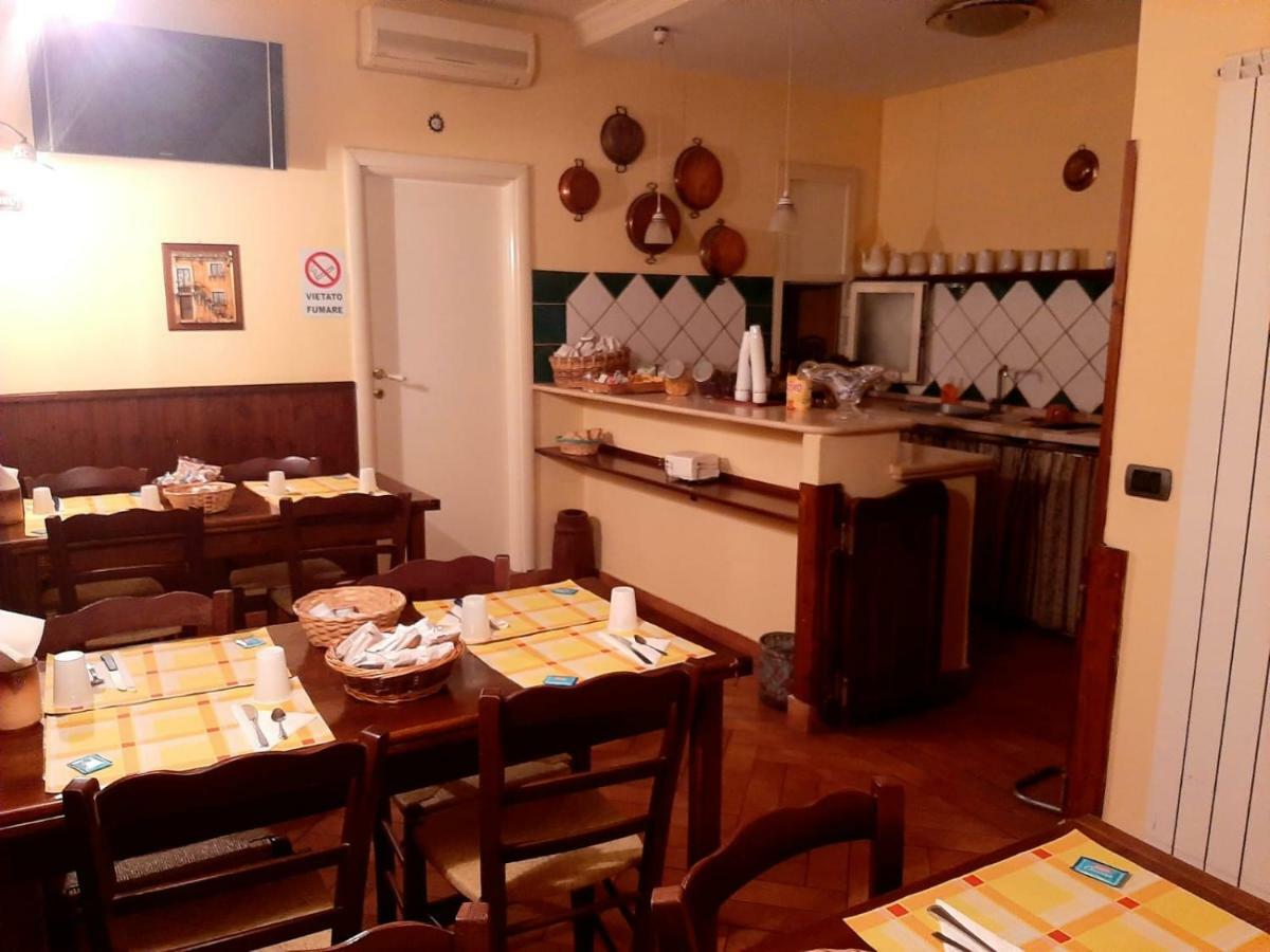 B&B Conte Cavour Napoli Dış mekan fotoğraf
