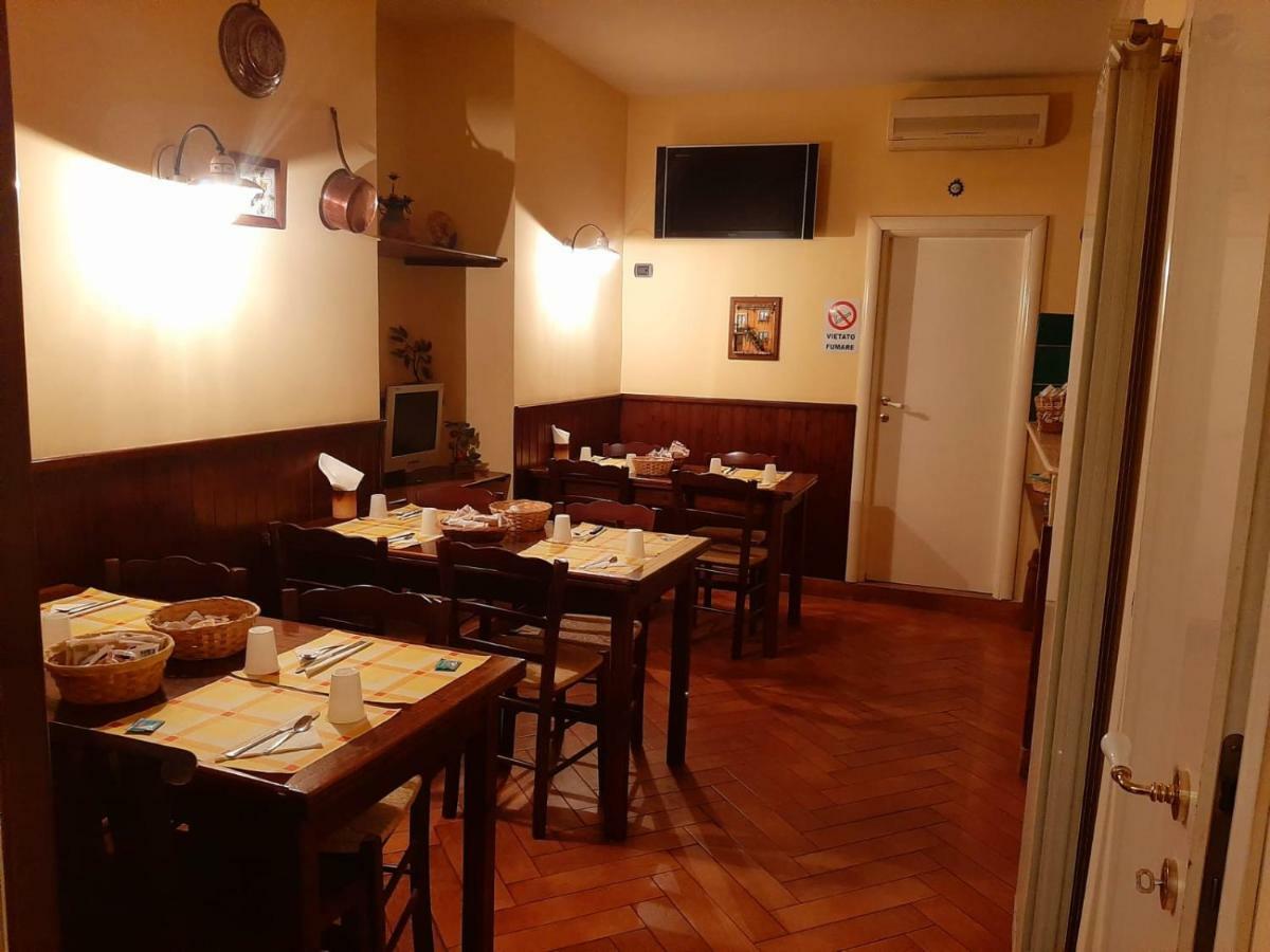B&B Conte Cavour Napoli Dış mekan fotoğraf